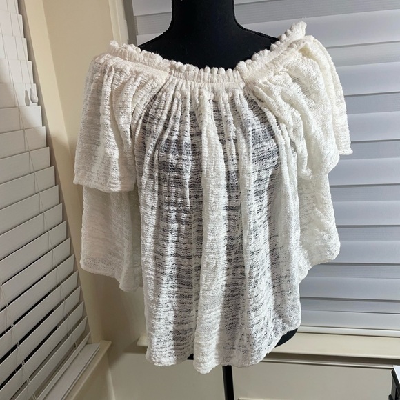 FREE PEOPLE WOMEN'S THRILLS AND FRILLS OFF THE SHOULDER SWEATER TOP NEW L - Picture 4 of 9